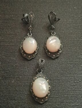 Mother Of Pearl And MarcasiteDrop Earrings and Pendant Set - Vintage 925